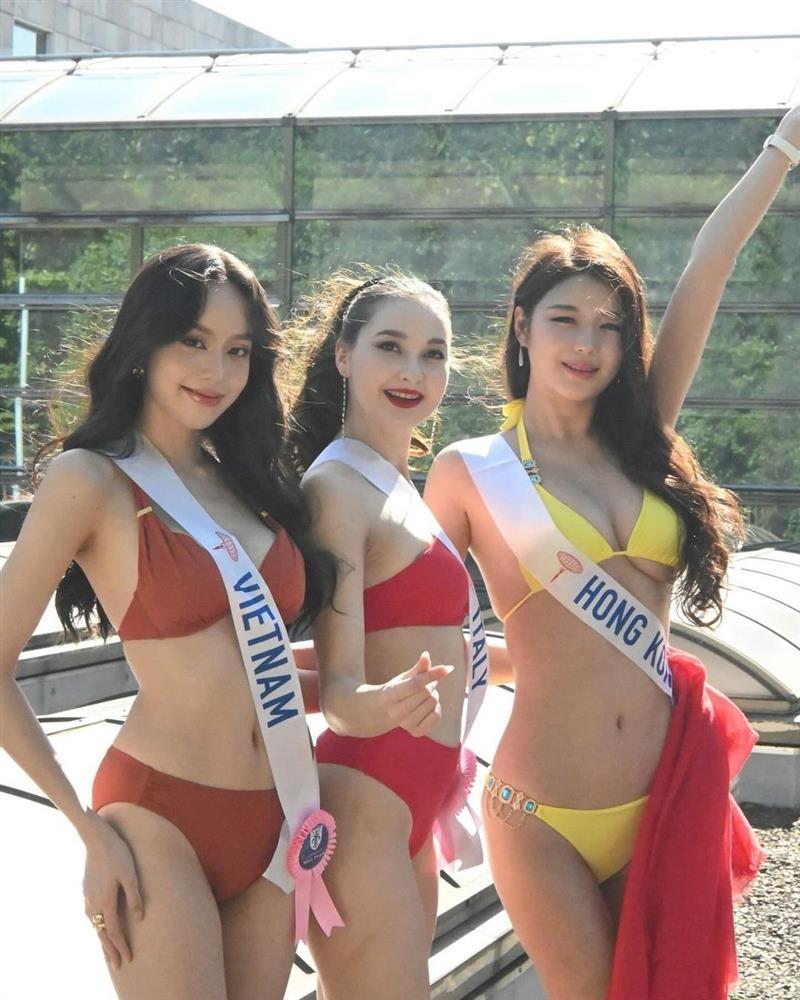 Hoa hậu Thanh Thủy và dàn thí sinh Hoa hậu Quốc tế diện áo tắm-3