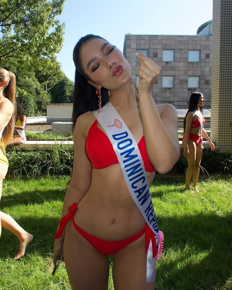 Hoa hậu Thanh Thủy và dàn thí sinh Hoa hậu Quốc tế diện áo tắm-8