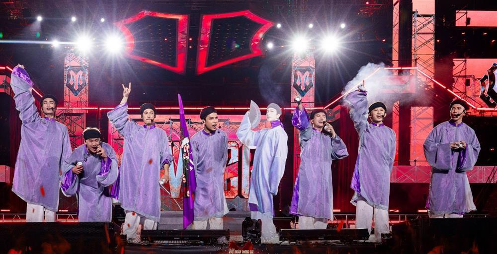 Cháy phòng sau một tiếng thông báo show Anh trai ở Hà Nội-2