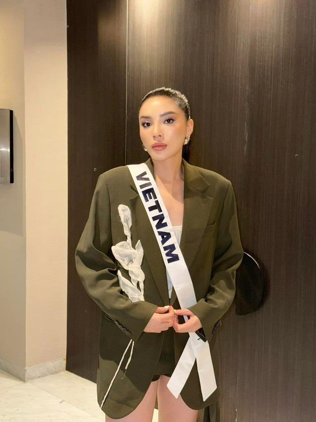 Kỳ Duyên lúng túng, di chuyển gấp khi bị đặt câu hỏi tại Miss Universe-5