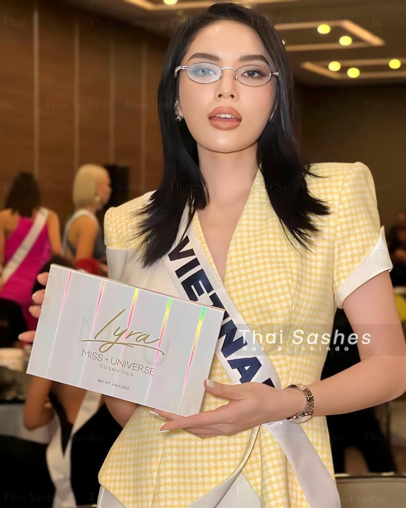 Kỳ Duyên bất ngờ đăng video dài nói tiếng Anh ở Miss Universe, khán giả chỉ ra điểm khác thường-2