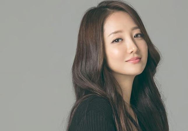 Nữ diễn viên chưa thể nguôi ngoai nỗi đau chồng mất, để lại hai con-3