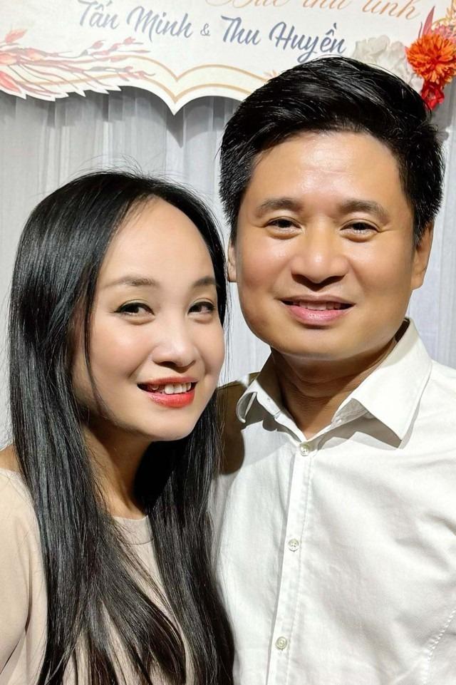 Cặp vợ chồng tài sắc đặc biệt của làng nghệ thuật phía Bắc, hôn nhân 20 năm bền chặt-5