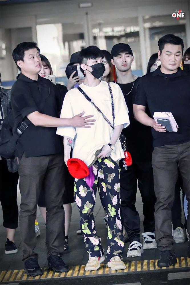 Phong cách thời trang không bao giờ lỗi mốt của G-Dragon-5