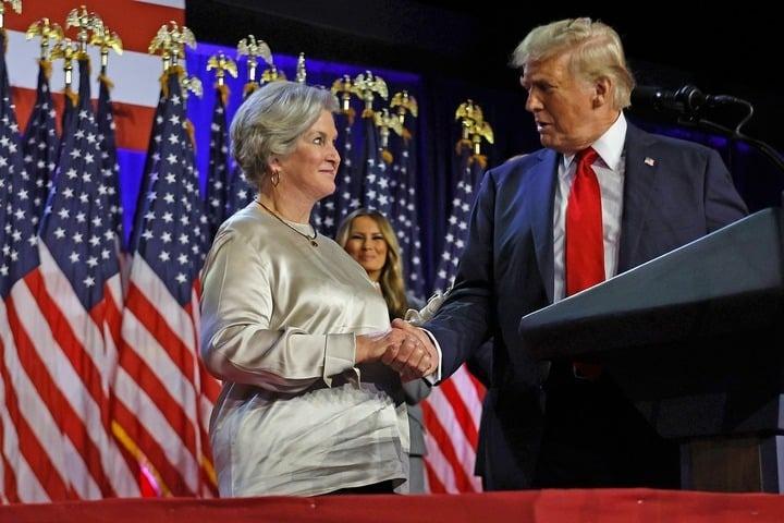 Ông Trump chọn quý bà băng giá làm chánh văn phòng Nhà Trắng-1