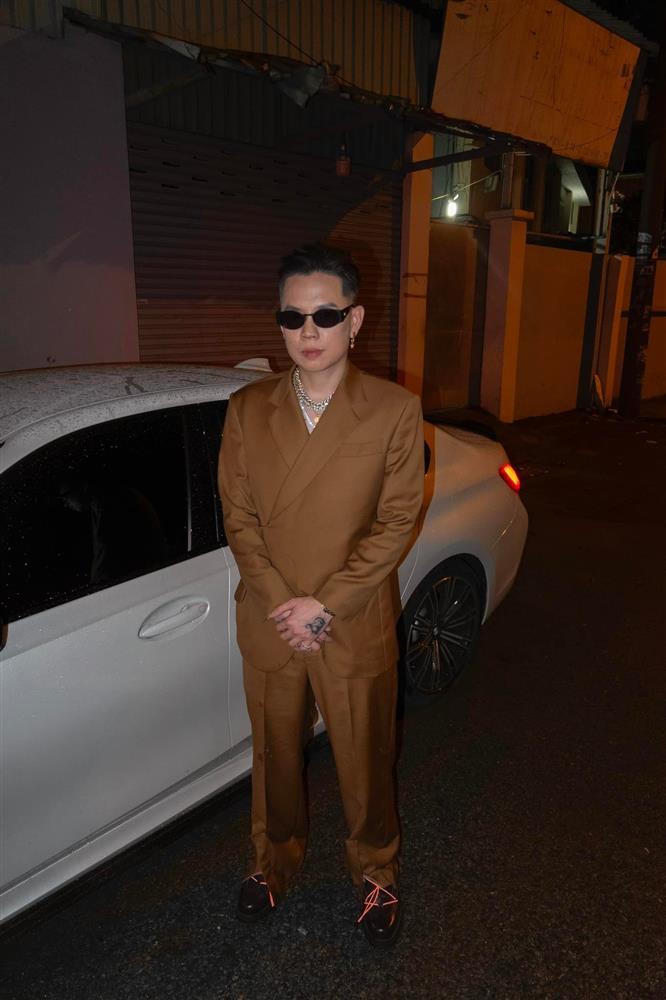 Rapper Andree tậu BMW 7-Series giá niêm yết hơn 5 tỷ đồng, CĐM mạng khen ‘đỉnh nóc kịch trần’-9