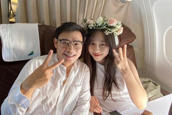 Mỹ nhân VTV cưới 'ông chú triệu phú' hơn 16 tuổi: Hôn nhân đúng như tâm nguyện, khiến ông xã bất lực vì 1 hành động