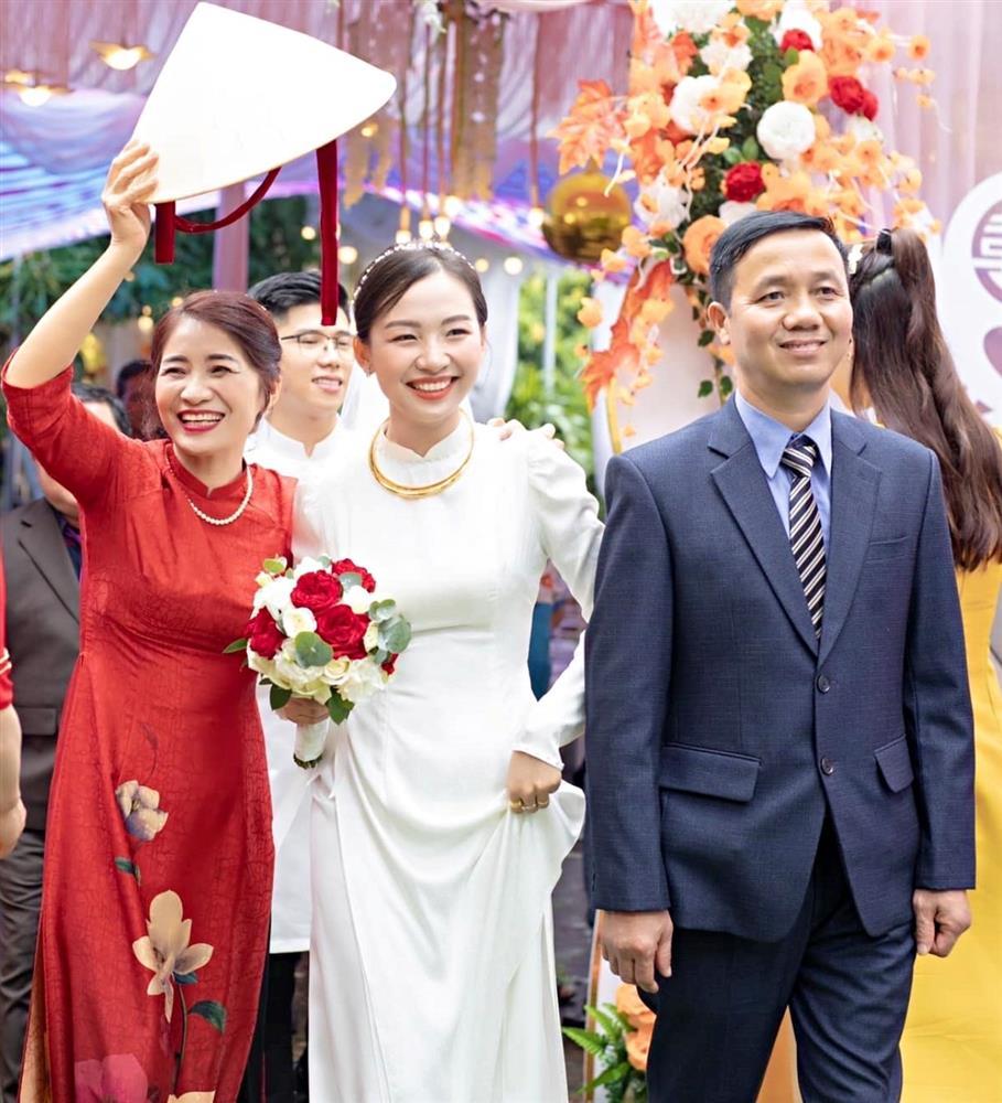 Lấy con trai cô chủ nhiệm, 9X Thanh Hóa được yêu thương vô bờ-2