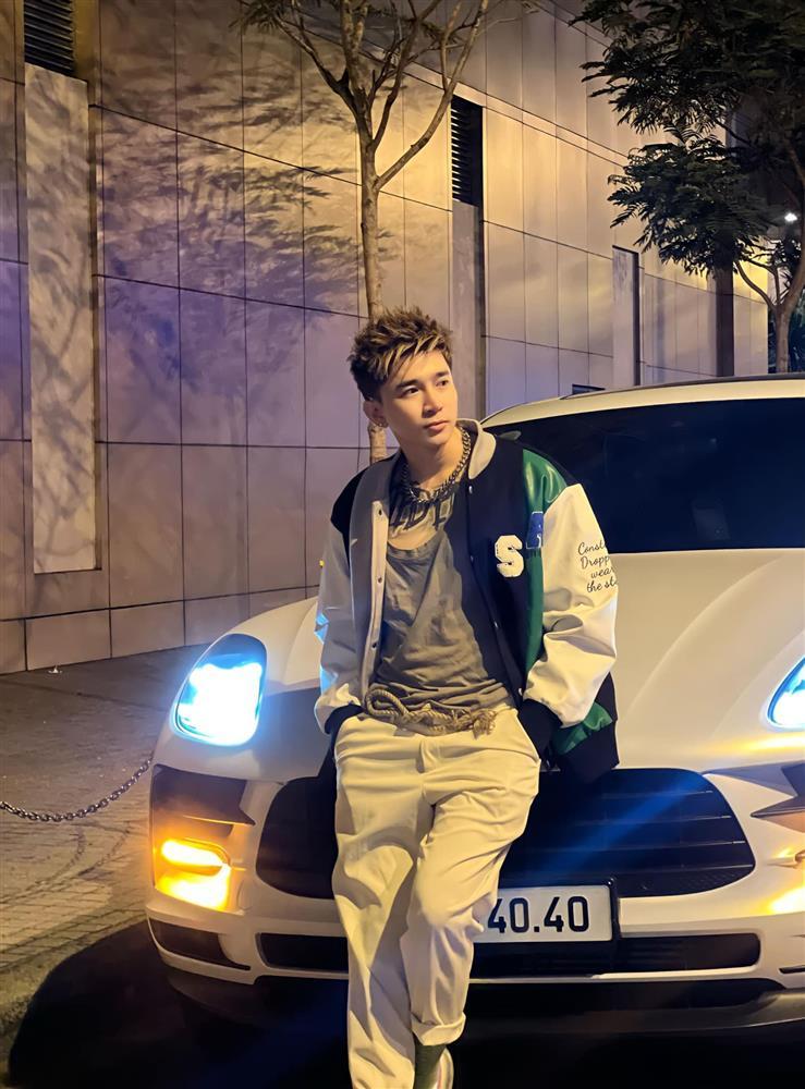 Những cú trượt ngã của ca sĩ Chi Dân-5