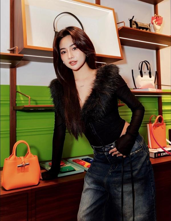 Bùng nổ drama về Diệp Lê: Chuyện gì đây?-1