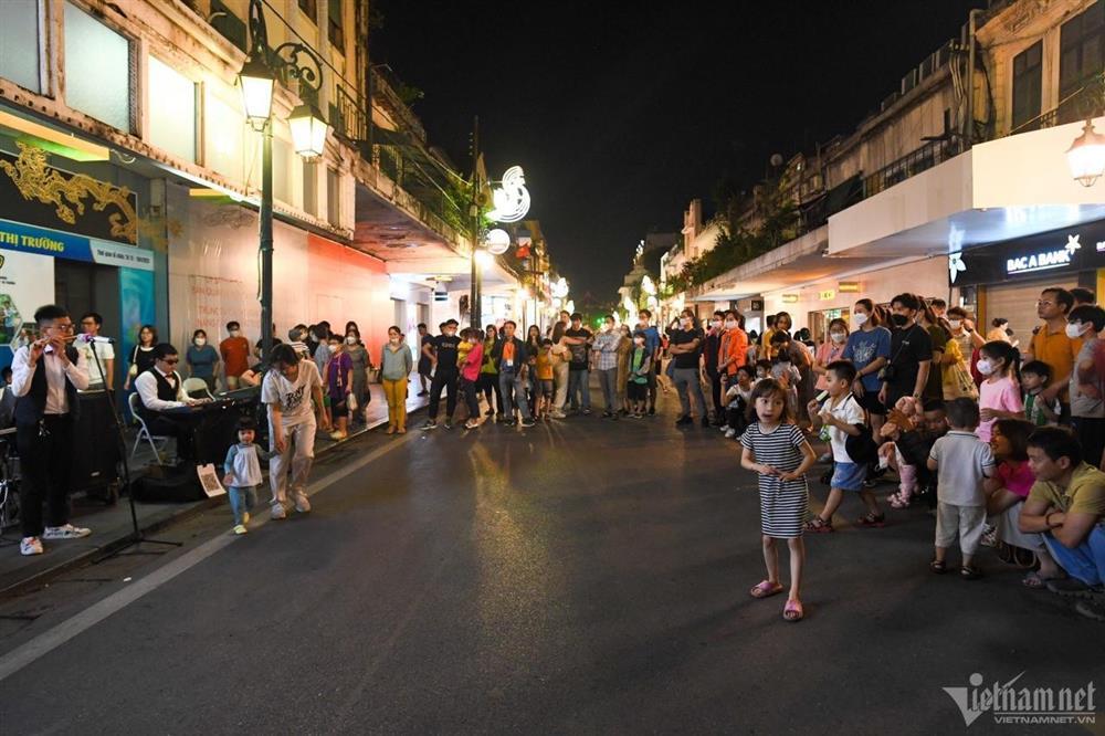 Báo Mỹ gợi ý tour ăn chơi cảm nhận rõ nhịp sống ở Hà Nội trong 36 giờ-1