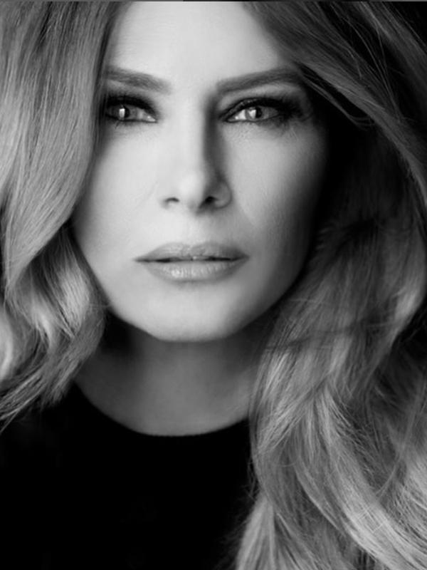 Vợ ông Donald Trump có nhan sắc hack tuổi nhờ duy trì một thói quen dưỡng da tại nhà-1