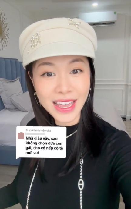 Bà xã Đăng Khôi được chấm EQ 1000 điểm khi đáp trả lời khuyên sinh con cho đủ nếp đủ tẻ-1