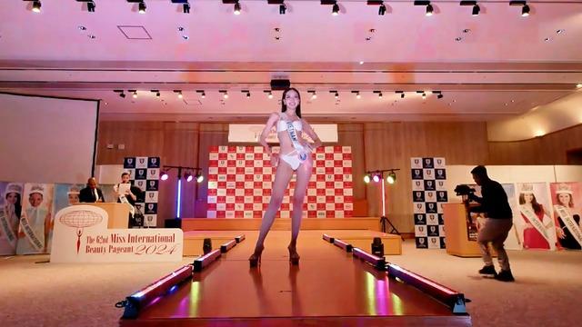 Miss International bị chê như ao làng: Sân khấu sơ sài kém sang, người đẹp Việt Nam ra sao?-4