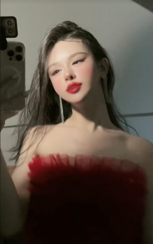 Không nhận ra Trần Đức Bo với diện mạo hoàn toàn mới sau phẫu thuật thẩm mỹ-2