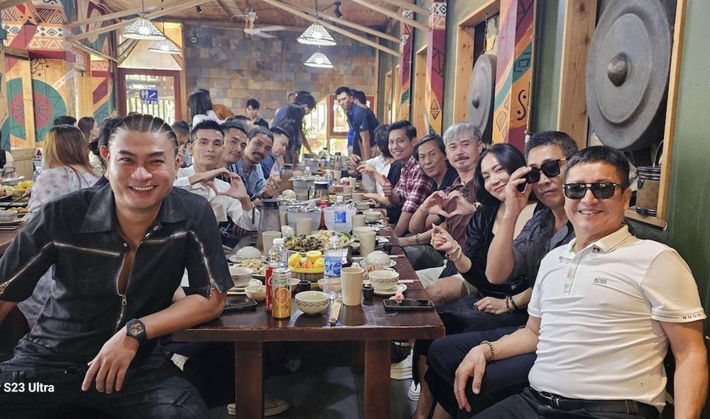 Dàn diễn viên hùng hậu chính thức chia tay phim Độc đạo-3