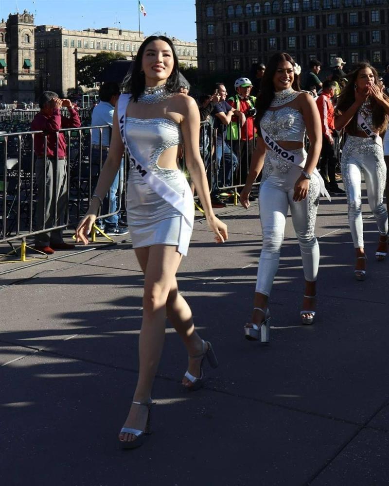 Hoa hậu Kỳ Duyên photoshop quá đà, móp méo cả đồ vật?-5