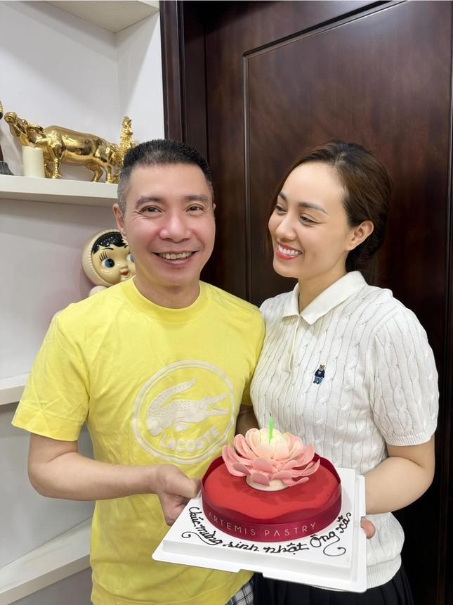 Những cặp đôi showbiz Việt gây tranh cãi vì ‘nổi tiếng nhờ mạng, rắc rối cũng vì mạng’-1