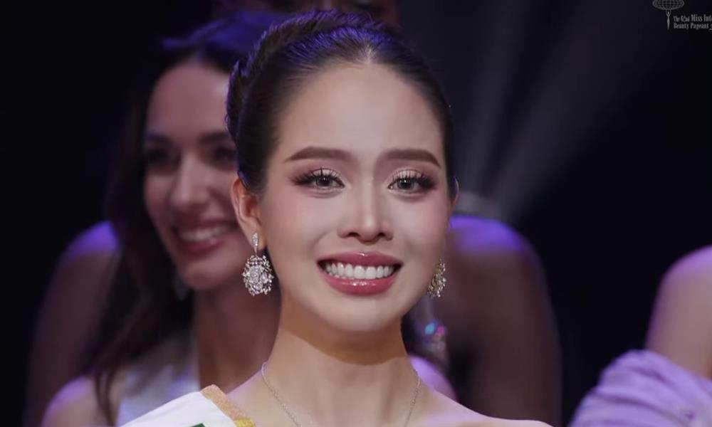 Khoảnh khắc Thanh Thủy giành vương miện Hoa hậu Quốc tế-6
