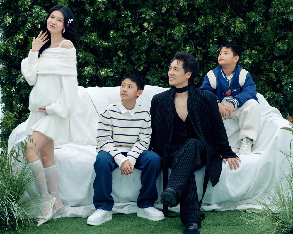 Vợ chồng Đăng Khôi – Thủy Anh tung bộ ảnh kỷ niệm 11 năm ngày cưới-1