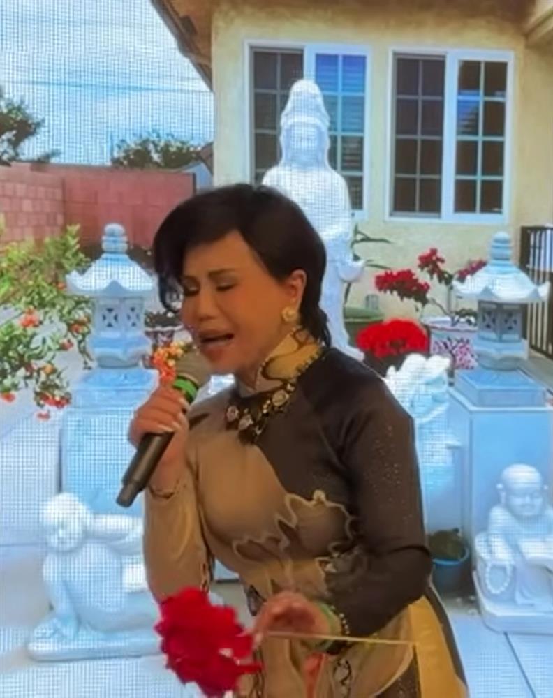 Danh ca Thanh Tuyền được cho tiền: Tôi cần tiền chứ không thích tiền-2