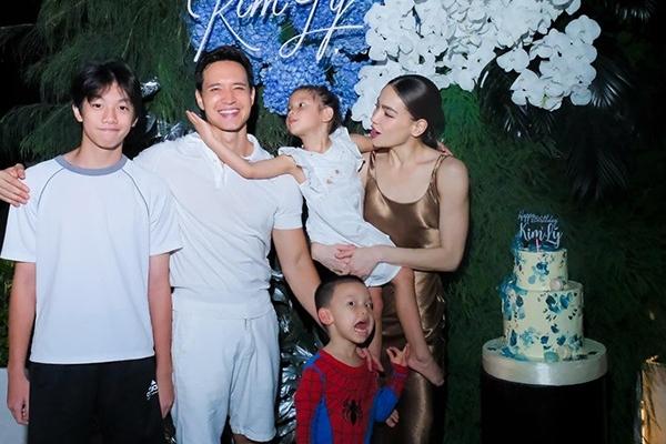 Subeo nhà Cường Đô La đốn tim công chúng với khoảnh khắc ấm cúng bên em gái Suchin dịp cuối tuần-3