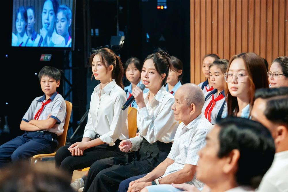 Chuyện nổi da gà của Hoa hậu Thanh Thủy giúp cô hạ gục 70 mỹ nhân trên toàn cầu được thầy dạy xử ứng tiết lộ-4