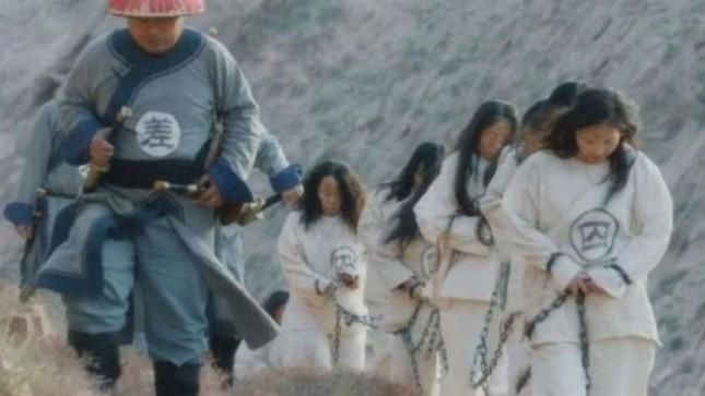 Nhiều người muốn ‘bị lưu đày’ trong tour du lịch khổ sai ám ảnh nhất Trung Quốc-1