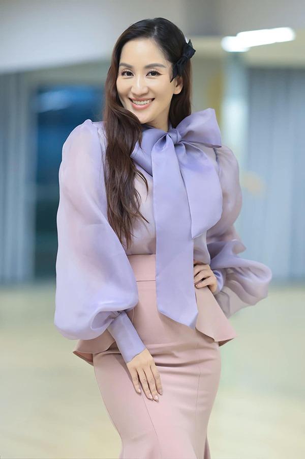 Khánh Thi khoe giảm 10kg, Phan Hiển đã vội để lại dòng tin nhắn khen vợ mùi mẫn-2