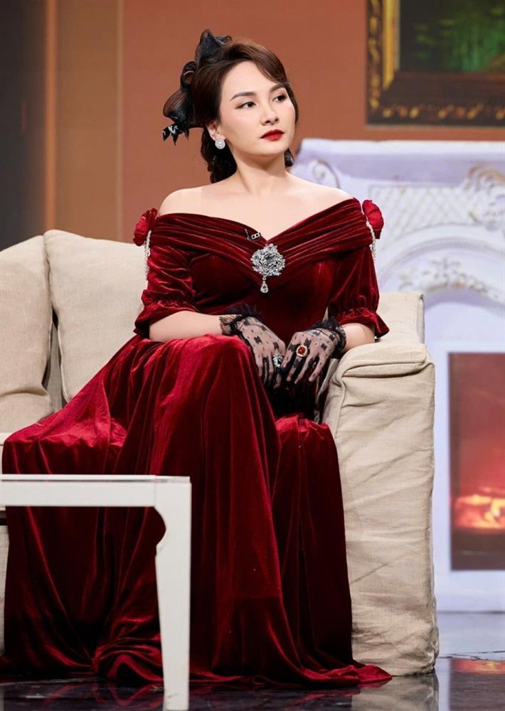 Con gái 3 tuổi của Bảo Thanh ngày càng đáng yêu, được cả nhà cưng như trứng mỏng, CĐM tấm tắc khen vì thừa hưởng gen trội của mẹ-1