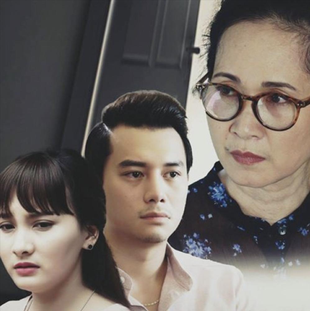 Con gái 3 tuổi của Bảo Thanh ngày càng đáng yêu, được cả nhà cưng như trứng mỏng, CĐM tấm tắc khen vì thừa hưởng gen trội của mẹ-3