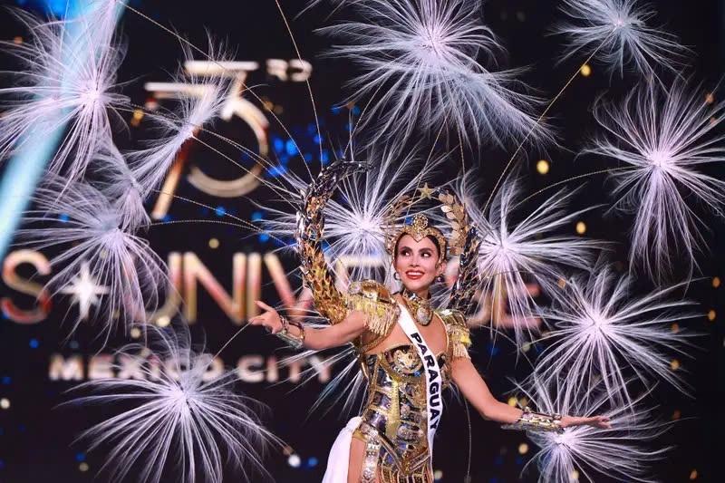 Những thiết kế trang phục dân tộc kỳ lạ nhất tại Miss Universe 2024-12