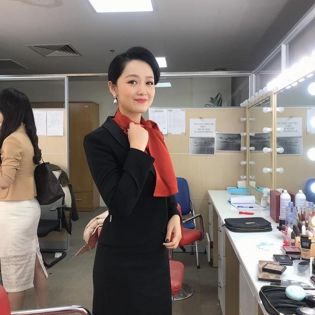 Nữ BTV trẻ nhất Thời sự 19h: Từng đạt giải thưởng điện ảnh, lọt top 10 Hoa hậu Việt Nam-6