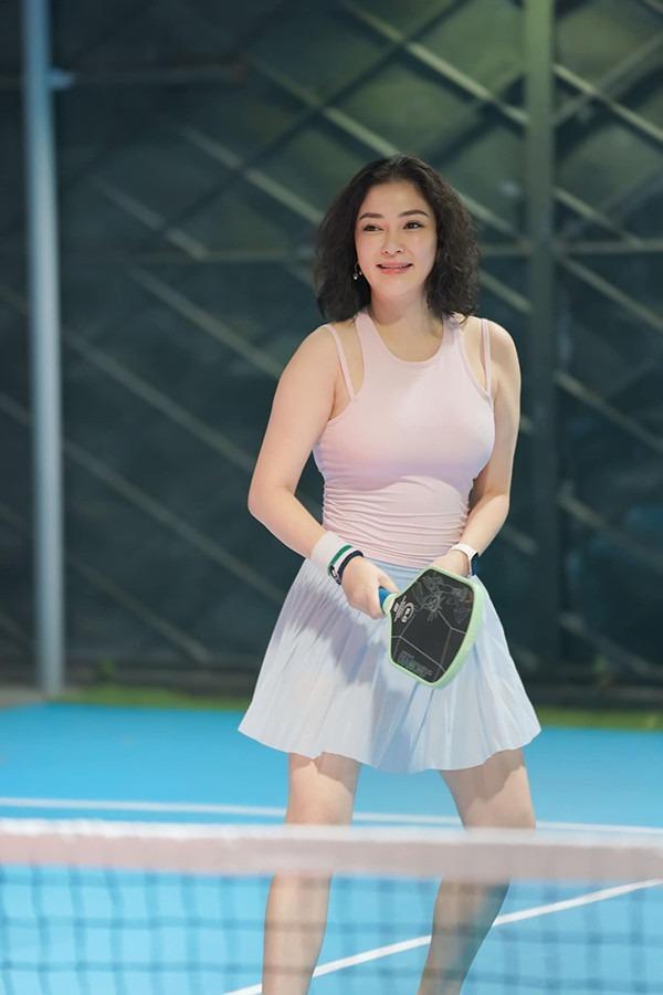 Hoa hậu hát hay, tài sắc vẹn toàn sống khép kín ở tuổi 38 là ai?-13