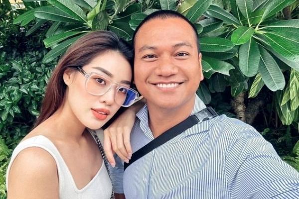 Dàn sao Vbiz rần rần khoe thiệp cưới Khánh Vân, 1 nàng hậu thân thiết lại có dấu hiệu lạ?-9