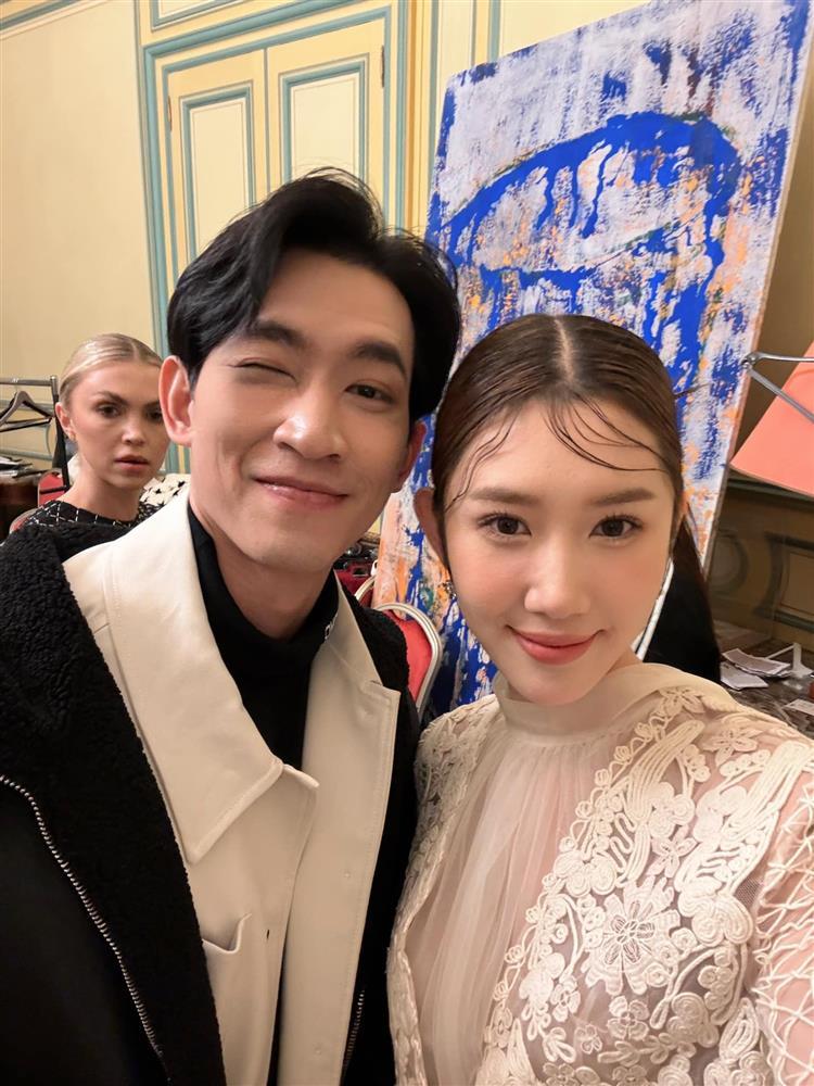 Thúy Ngân dắt tình tin đồn ra mắt hội bạn thân, lộ 1 cử chỉ cực đáng ngờ-6