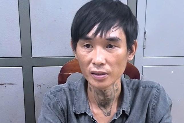 Đâm dao hàng loạt ở New York: Nghi phạm thản nhiên đi bộ với ví của nạn nhân-3