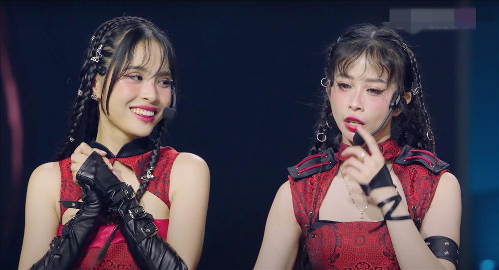 Chị đẹp đạp gió: Không ngờ chị đẹp đánh bại Minh Hằng là con nhà nòi-1