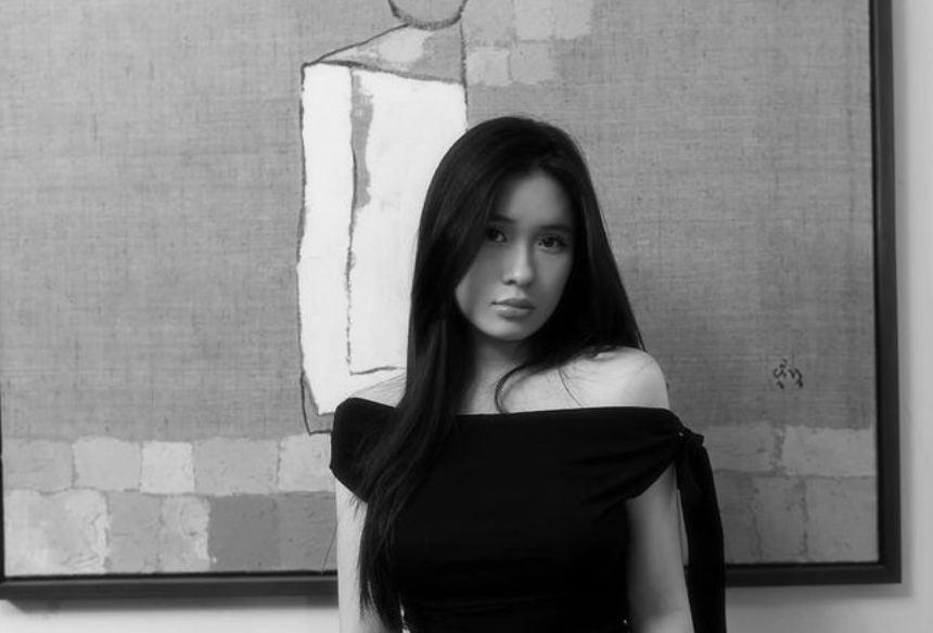 Choáng ngợp nhan sắc ái nữ sinh năm 2007 của NSND Trần Lực-6