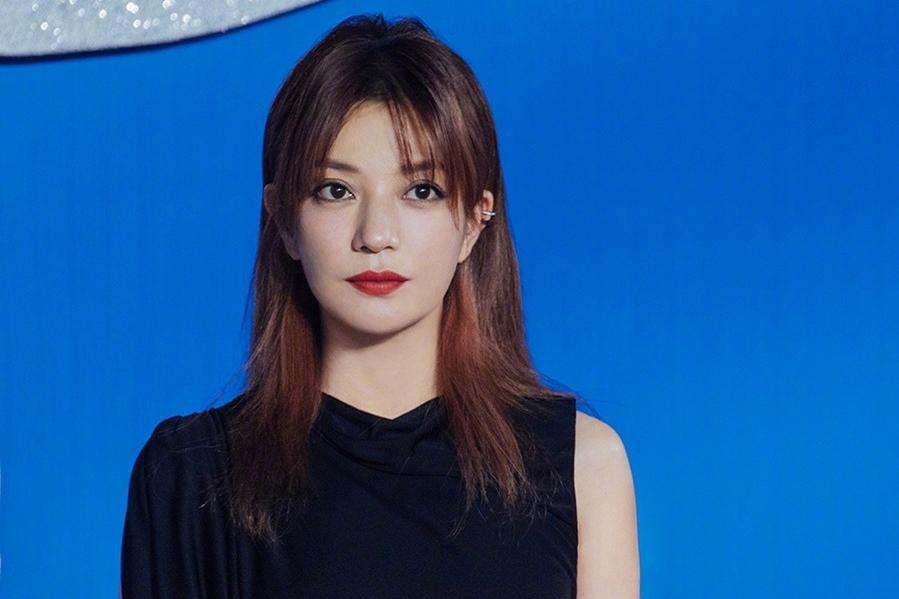 Triệu Vy bị cưỡng chế nộp phạt khi đang ở ẩn, chưa có động thái trở lại làng giải trí-3