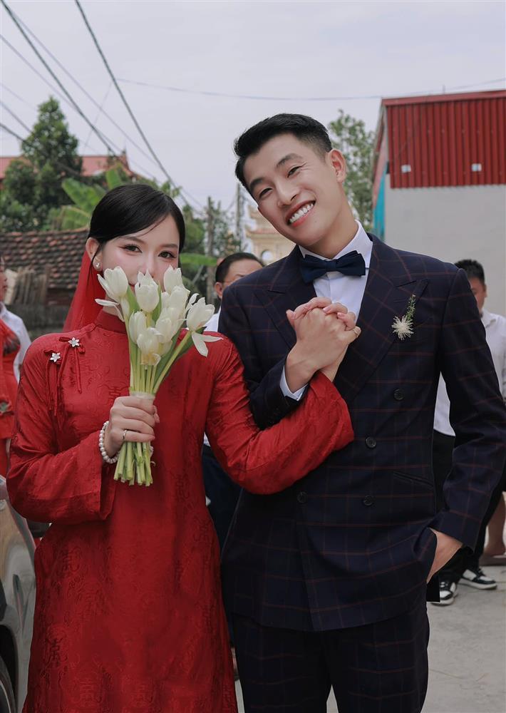 Gắn nhạc chia tay trong đám cưới chính mình, vợ Tuấn Mõ hứng chỉ trích-6