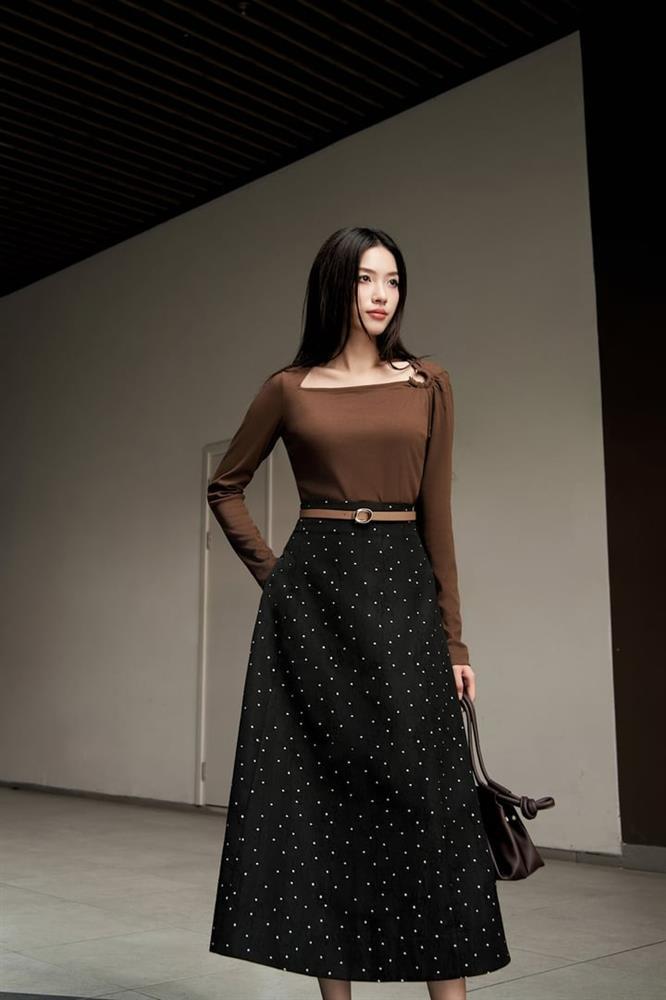 Gợi ý trang phục công sở hoàn hảo cho nữ giáo viên ngày 20/11-1