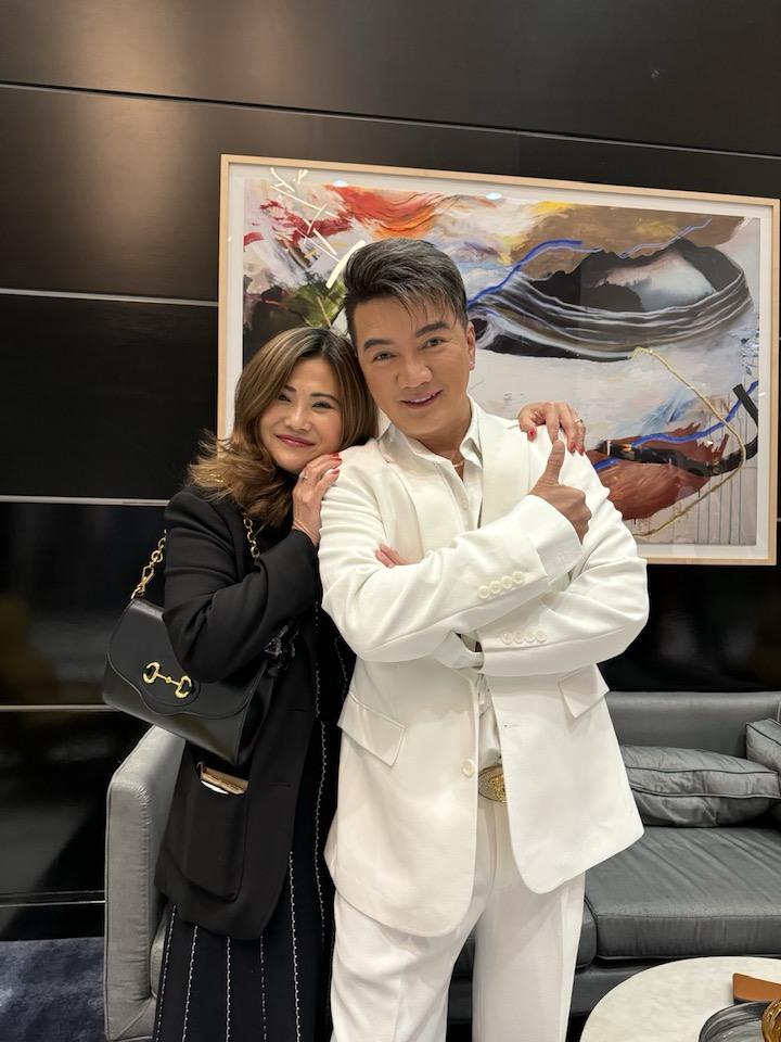 Vợ cũ hơn 17 tuổi đăng ảnh Đàm Vĩnh Hưng lên Facebook-2