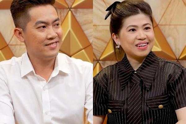 Cô dâu, chú rể được tặng tiền đeo trĩu cổ trong ngày cưới-3