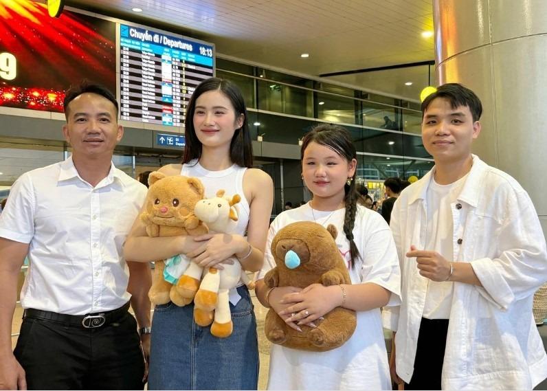 Chỉ nói 2 từ, người yêu Ý Nhi tiết lộ mối quan hệ hiện tại-4