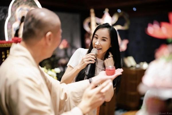 Đệ nhất mỹ nhân Đài Loan khoe vòng eo 56 ở tuổi U60-3