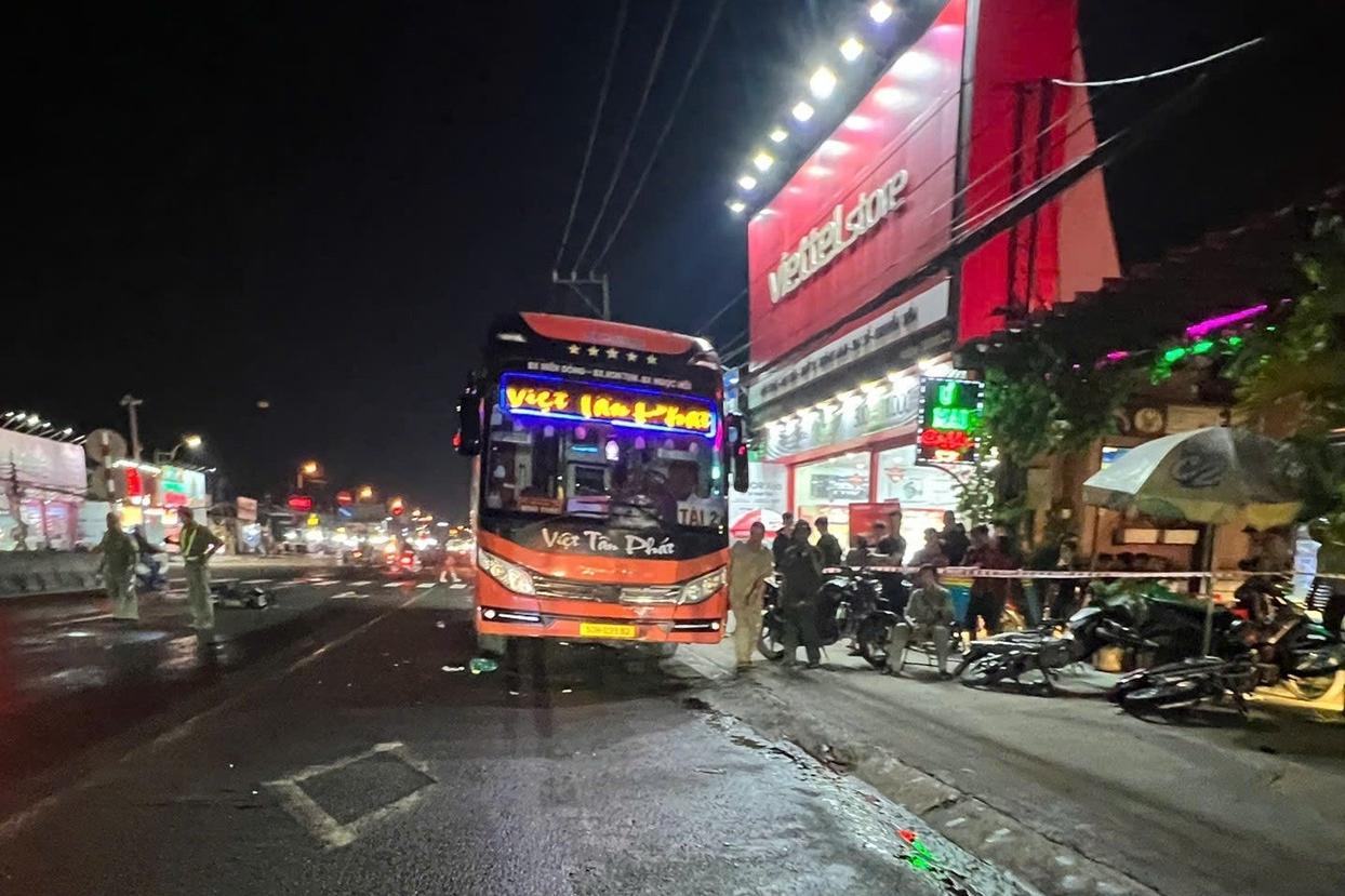 Tai nạn trên cao tốc Phan Thiết - Dầu Giây, 1 người chết, nhiều người cấp cứu-2