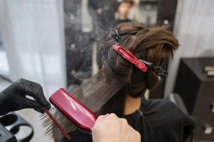 Những thói quen tưởng vô hại lại khiến tóc rụng đến hói đầu-3