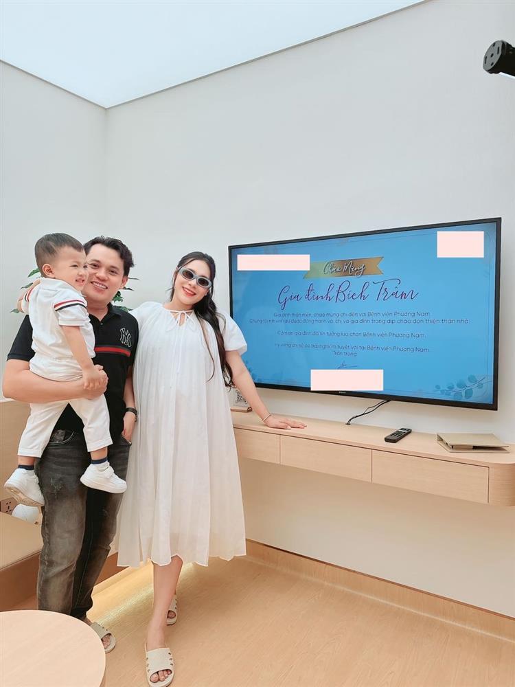 Hồ Bích Trâm thông báo đã sinh con thứ 2, còn rủ rê bác sĩ làm ngay 1 việc khó ai ngờ-2