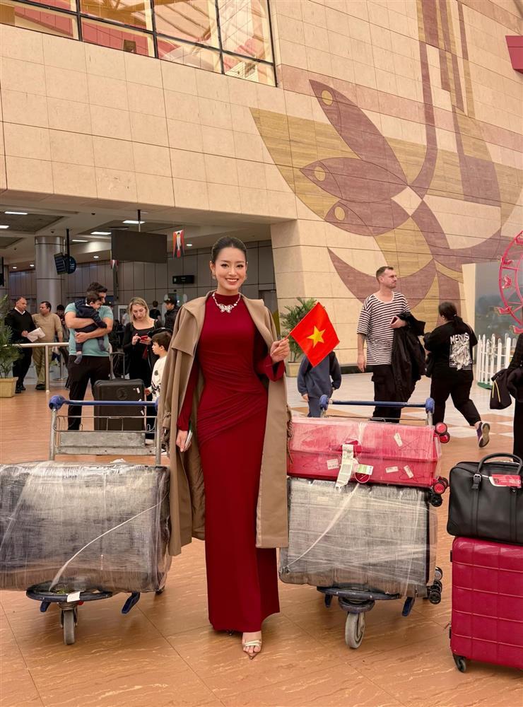 Bùi Khánh Linh vướng tranh cãi vì phạm lỗi nghiêm trọng khi thi Hoa hậu liên lục địa-2